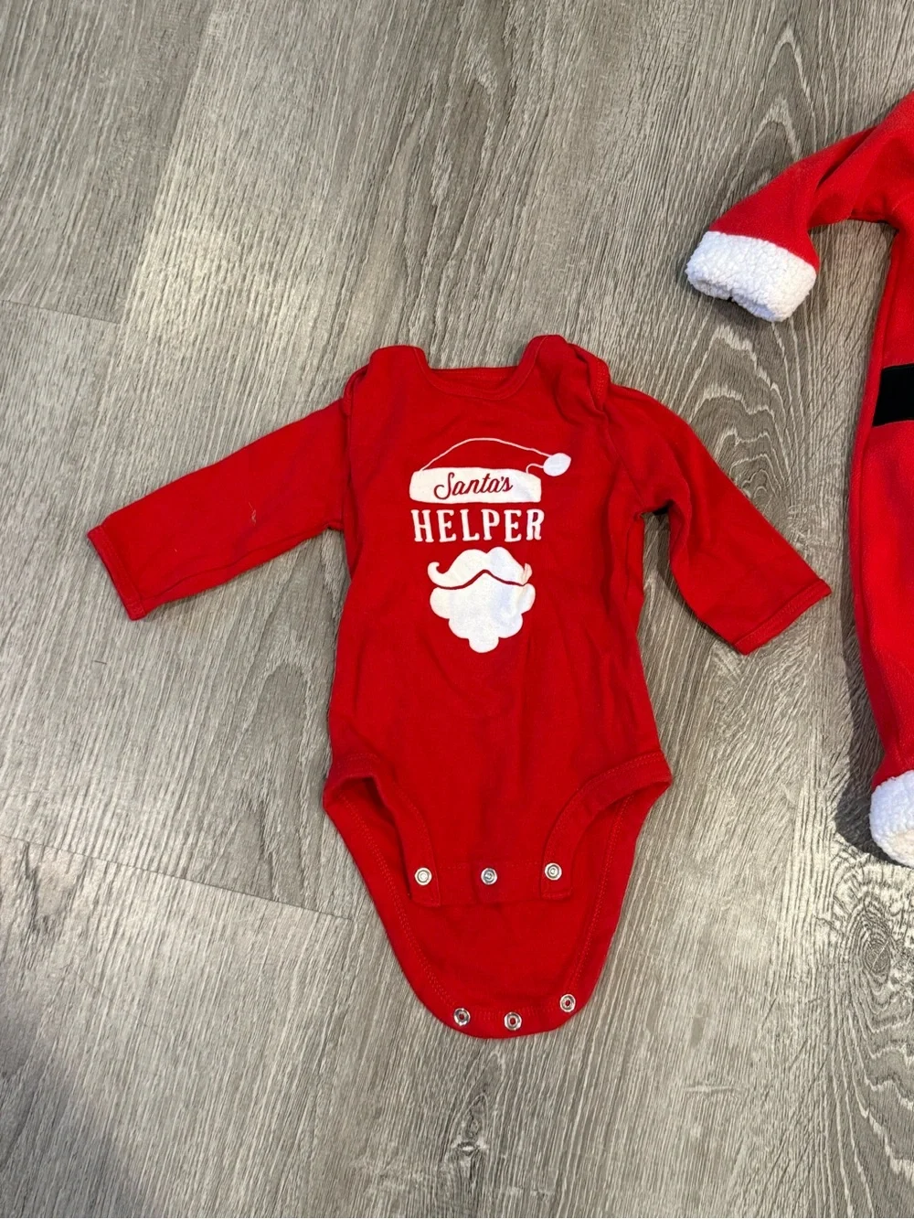 Baby Christmas Outfits Size 0-3 Months / Santa Suit and Long Sleeve Onesie
